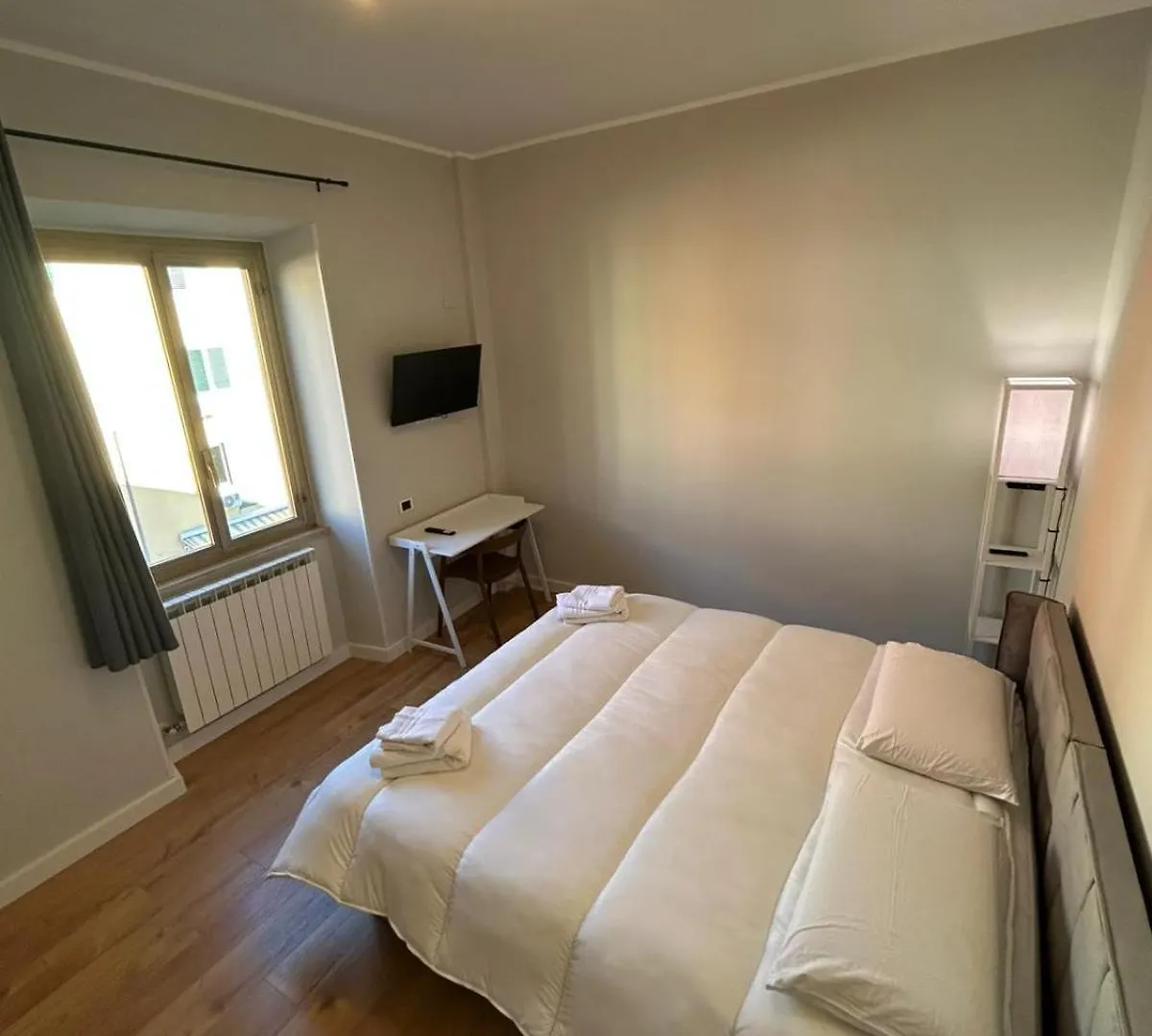 Apartment Ferienwohnung L'Affaccio Sul Borgo - Adiacente Metro B Rom Italien